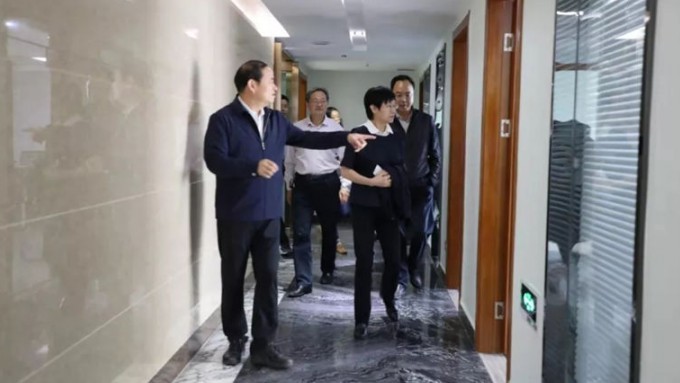 吴明明赴开云足球调研