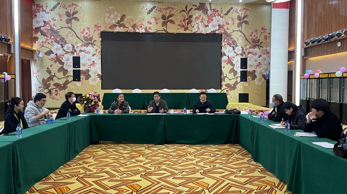 开云足球乐队正式组建并进行排练