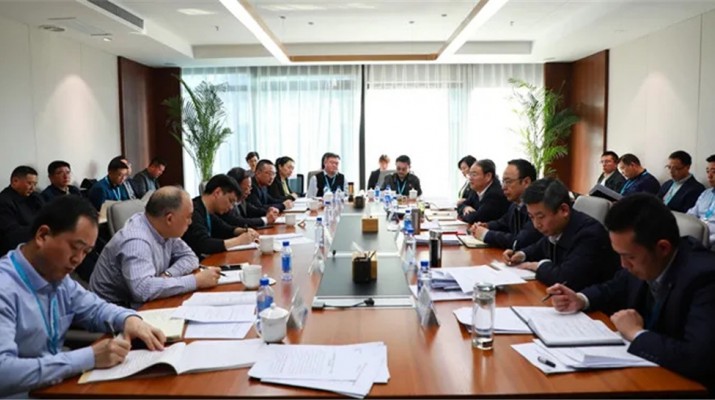 开云足球召开2021年党委理论中心组集中学习（扩大）会议